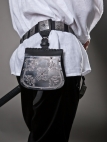 L'ensemble : sac de guerre, ceinture et porte-épée d'ArmStreet