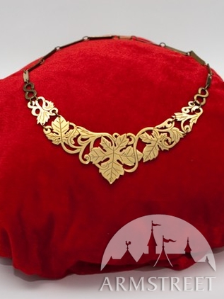 Le collier de style fantastique fait main de laiton, bijou