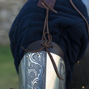 Brassards d’armure médiévale gravée « Chevalier de la Fortune »