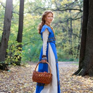 Costume médiéval de robe et surcot en lin « Janet ensoleillée »-02