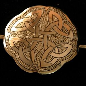 Le fermoir grand médiéval du motif celtique # 2 ArmStreet
