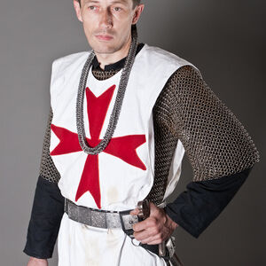 Tabard Médiéval avec Croix de Chevalier Croisé Templier-03