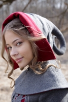 Chaperon exclusif en laine « Le Petit Chaperon rouge »