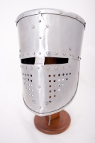 Heaume casque de début du Moyen Age