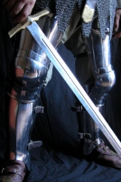 Jambières et cnémides armure médiévale 