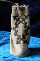 La pochette médiévale de ceinture en cuir
