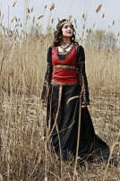 Robe de style médiéval « Chasseresse » avec le gilet corsage