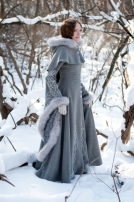 Le manteau fantastique de laine grise « Héritière de l'hiver »