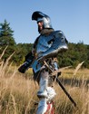Le harnois de chevalier médiéval fonctionnel