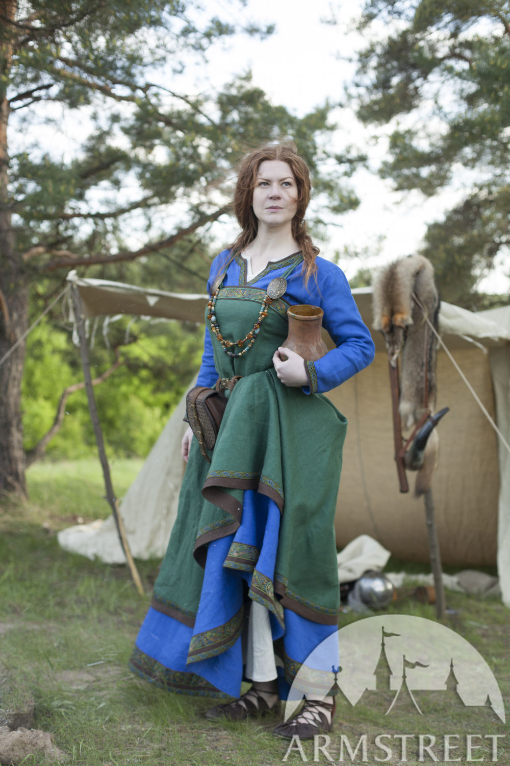 Robe avec tablier de Vikings « Ingrid la Maîtresse du foyer »