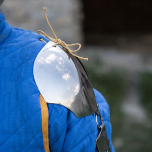 Brassards médiévaux historiques en chaînes