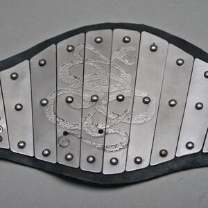 Armure des bras fantastique médiévale "Dame Guerrière"”