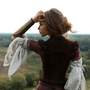 Gant de tir médiéval en cuir et laiton décapé de la série « Archère » d'ArmStreet