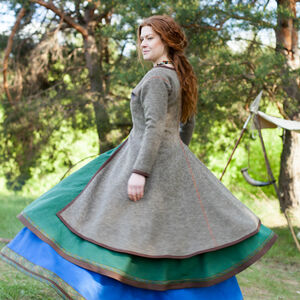 Manteau brodé « Ingrid » caftan Viking par ArmStreet