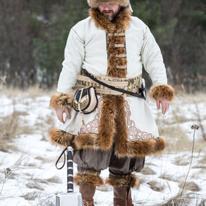 Caftan Viking en laine blanche avec broderie et fausse fourrure