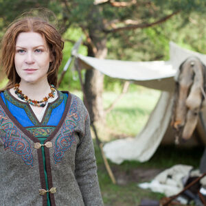 Caftan viking manteau « Ingrid » avec la broderie