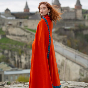 Achetez Cape Fantasy en Laine avec Passement Coquilles