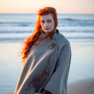 Cape Viking en Laine avec Broderie «Hilda la Hautaine»