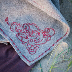 Cape Viking en Laine avec Broderie «Hilda la Hautaine»