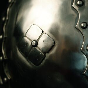 Casque lourd « Sépulture Noire » avec les accents en acier ArmStreet