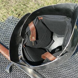 Casque salade médiévale avec le hausse-col ArmStreet