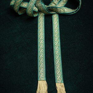 Ceinture celtique étroite en tissu souple avec passement et franges