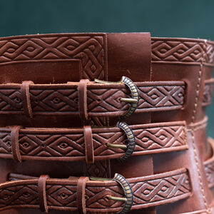 Ceinture corset en cuir faite main avec motif en relief « Chasseresse »