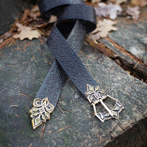 Ceinture en cuir gaufré avec boucle en laiton moulé et émail « Loup Noir »