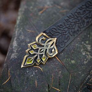 Ceinture en cuir gaufré avec boucle en laiton moulé et émail « Loup Noir »