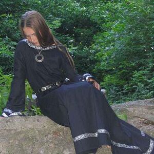 BLACK CHEMISE TUNIC