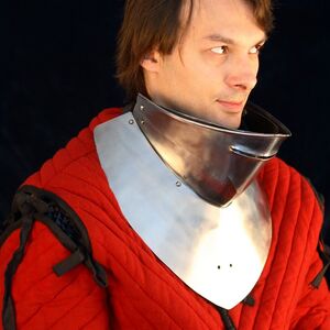 Chapelle de fer casque avec le hausse-col et baviére ArmStreet