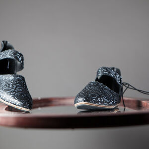 Chaussures pour femmes médiévales légères en cuir