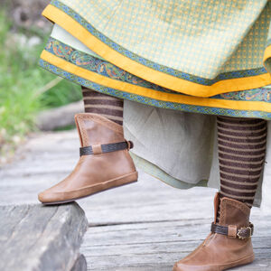Chaussures Vikings à Sangle à l'Entrelacs Gaufré «Gudrun l'Héroïque»