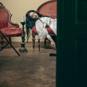 Chemise médiévale en batiste brodée « Citrouille au Crépuscule » – sous-vêtement de style Renaissance