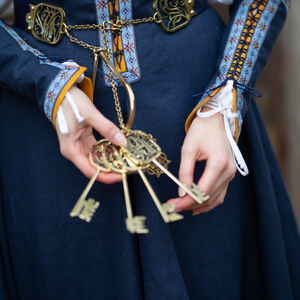 Robe médiévale en lin ave chemise «Gardienne des Clés»