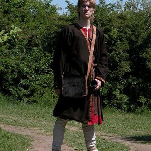 Costume de tunique et manteau médiéval normands ArmStreet