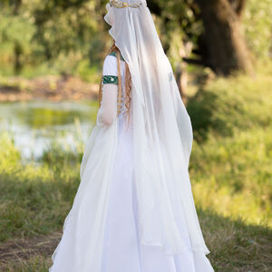 Costume médiéval de mariage "Fleurs d'Eau" robe avec ceinture en tissu et voile de soie