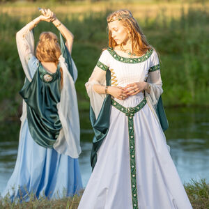 Costume médiéval de mariage "Fleurs d'Eau" robe avec ceinture en tissu et voile de soie
