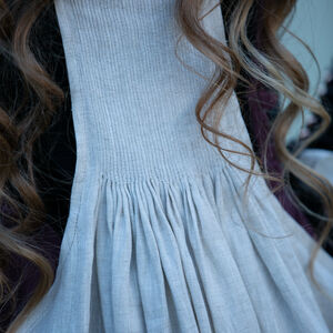 Costume "Mémoires de Renaissance": robe, chemise, tablier, coiffe