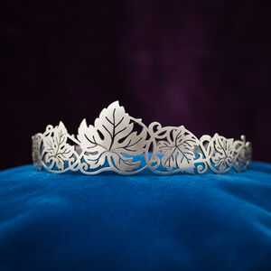 Couronne en maillechort « Feuilles de vigne »