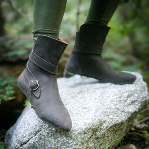 Demi-bottes médiévales en cuir « Chasseresse » à couture retournée