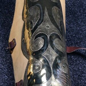 EXCLUSIVE FANTASY LEATHER GREAVES