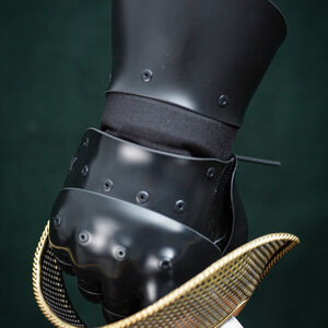 Gantelets AMHE en plastique à cinq doigts "Prince Noir" gant articulé