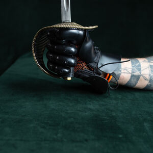 Gantelets AMHE en plastique à cinq doigts "Prince Noir" gant articulé