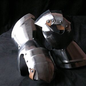 Gantelets médiévaux du combat d'ArmStreet