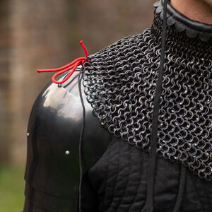 Gorgerin en mailles rivetées avec finitions en cuir "Mercenaire"