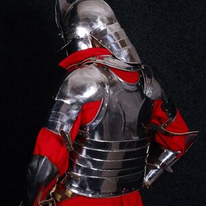 Ensemble d’armure de plaques du chevalier hussard polonais ArmStreet