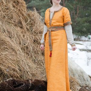 « Knyazhna Helga » robe médiévale avec tunique en lin ArmStreet