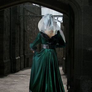 La robe gothique médiévale de la renaissance ArmStreet