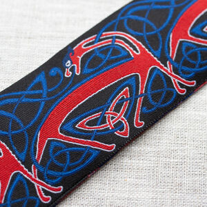 Large passement celtique «Loups» conçu par ArmStreet à vendre au mètre